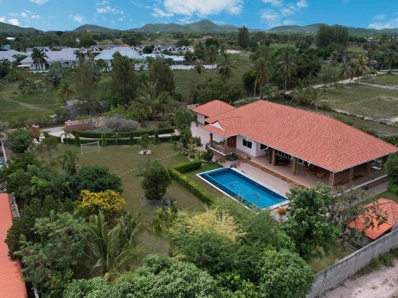 Schönes gemütliches Haus mit großem Garten und Pool in Hin Lek Fai -Hua Hin Haus- - Haus - Hin Lek Fai - 