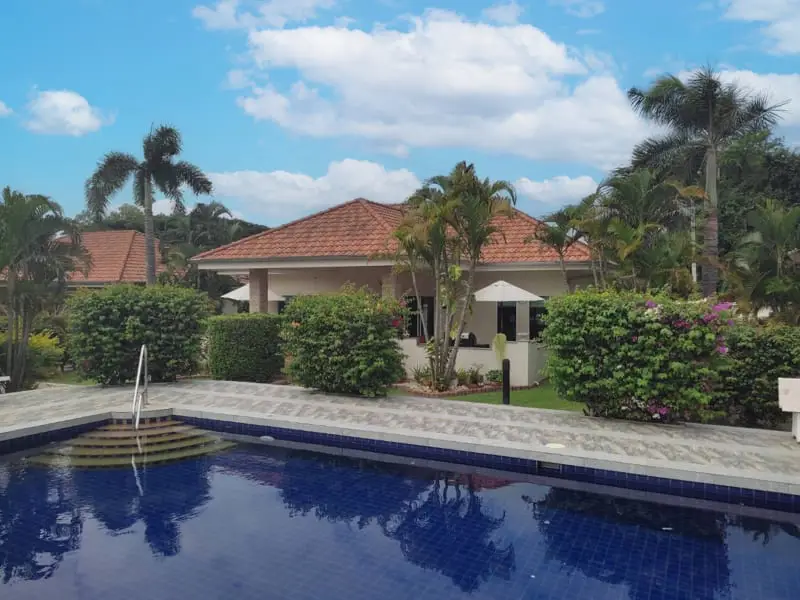Eleganz neu definiert: Entdecken Sie den Charme dieses 3-Schlafzimmer-Schmuckstücks in Pineapple Village, Hin Lek Fai - Ihr für 2,9 Millionen THB! - Haus - Hin Lek Fai - 