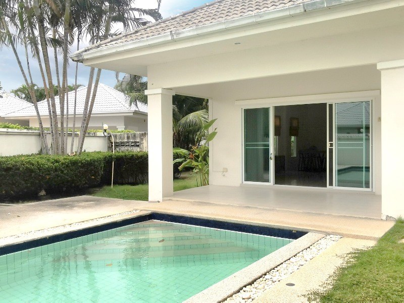 Ziehen Sie sich in Ihr elegantes und geräumiges Haus zurück, das für ultimative Entspannung und Erholung konzipiert wurde. - Haus - Hua Hin - 